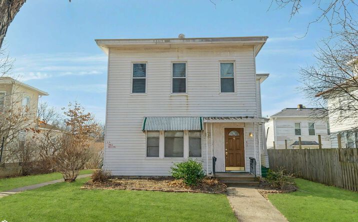 Pictures of Special Purpose property located at 109 S Marshall Street, Burlington, IA 52601 for sales - image #1