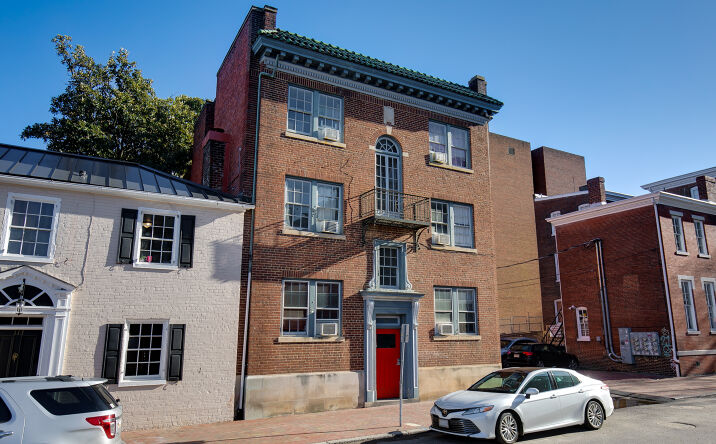 Pictures of Multifamily property located at 111 N Foushee St, Richmond, VA 23220 for sales - image #1