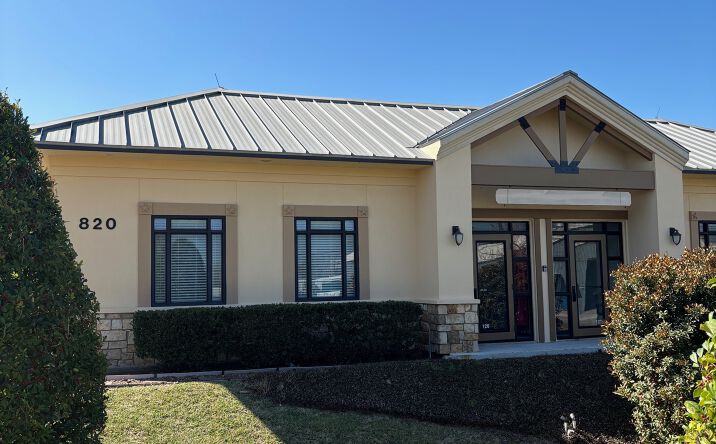 Pictures of Office, Industrial, Land property located at 820 Lawrence Rd, Kemah, TX 77565 for sales - image #1