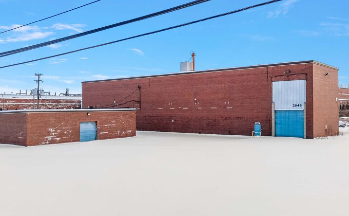 Pictures of Industrial property located at 2543 Wills St, Marysville, MI 48040 for sales - image #1