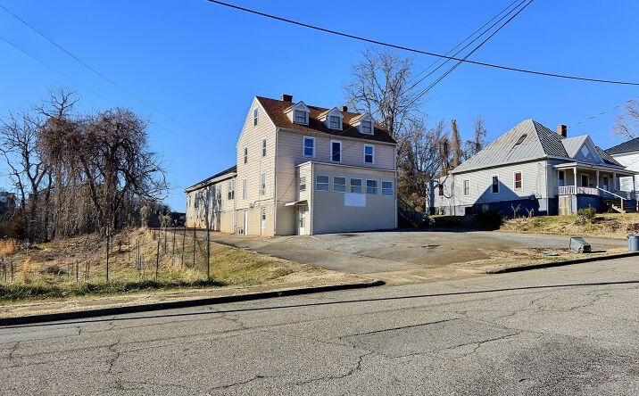 Pictures of Multifamily property located at 216 College St, Martinsville, VA 24112 for sales - image #1