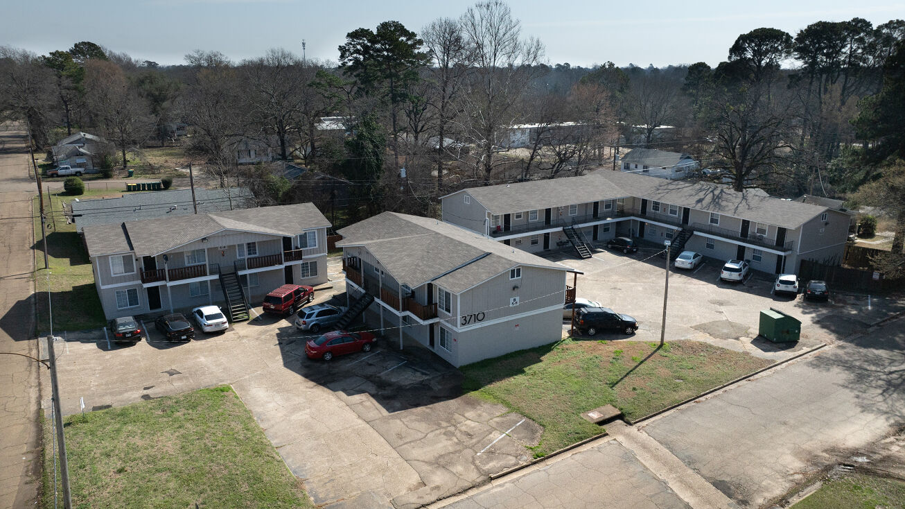 Pictures of Multifamily property located at 3710 Pine St, Texarkana, TX 75503 for sales - image #1