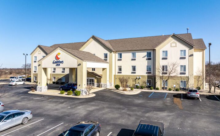 Pictures of Hospitality property located at 100 All Star Way, Nicholasville, KY 40356 for sales - image #1