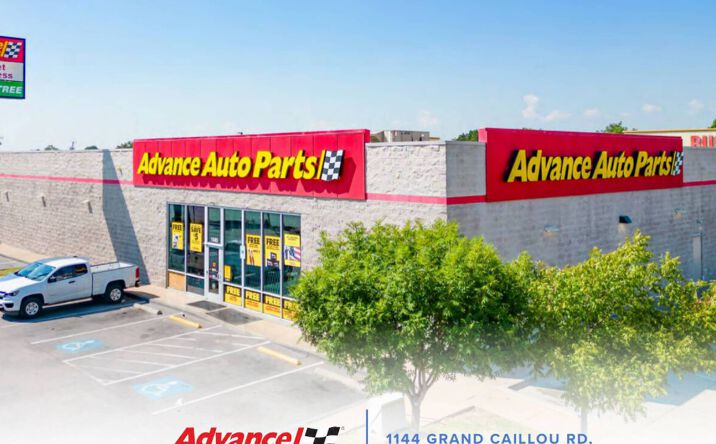 Pictures of Retail property located at 1144 Grand Caillou Rd, Houma, LA 70363 for sales - image #1