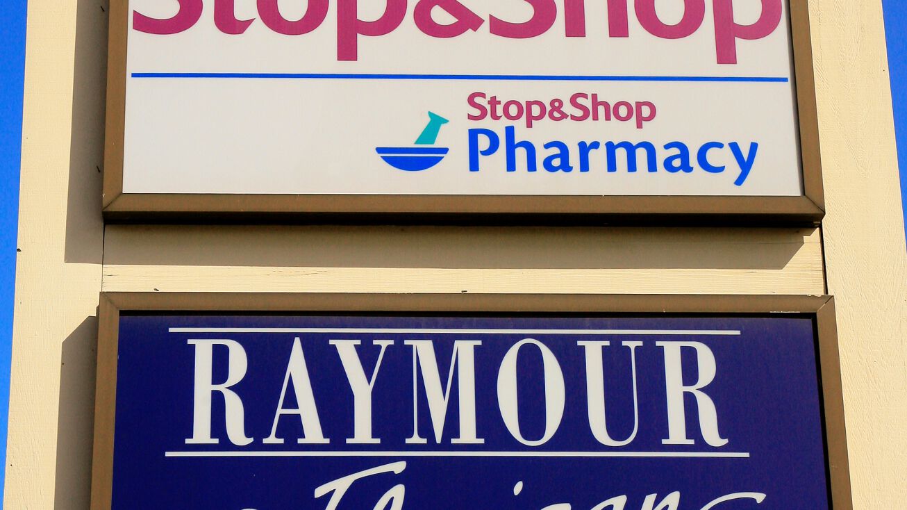 410 Reidville Drive, Waterbury, CT 06705 Retail Property for Sale Waterbury Plaza