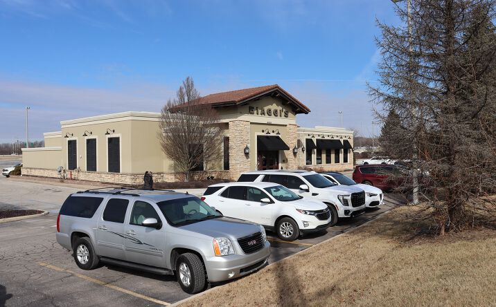 Pictures of Retail property located at 4010 W Jefferson Blvd, Fort Wayne, IN 46804 for sales - image #1