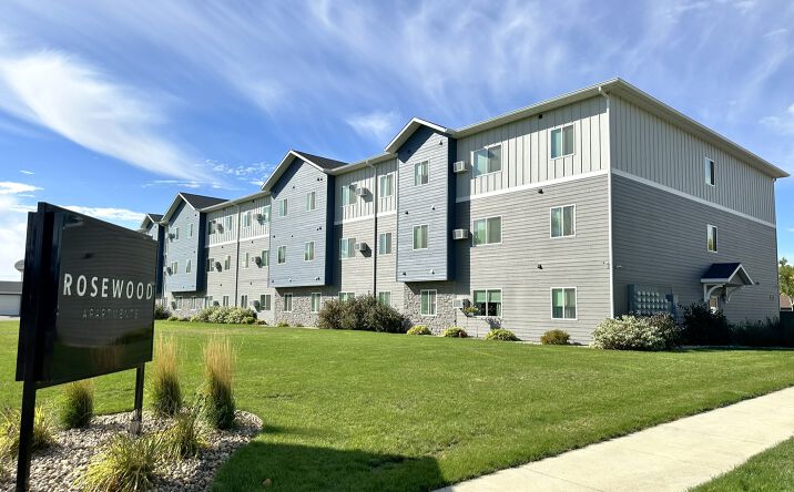 Pictures of Multifamily property located at 904 E Milbank Ave, Milbank, SD 57252 for sales - image #1