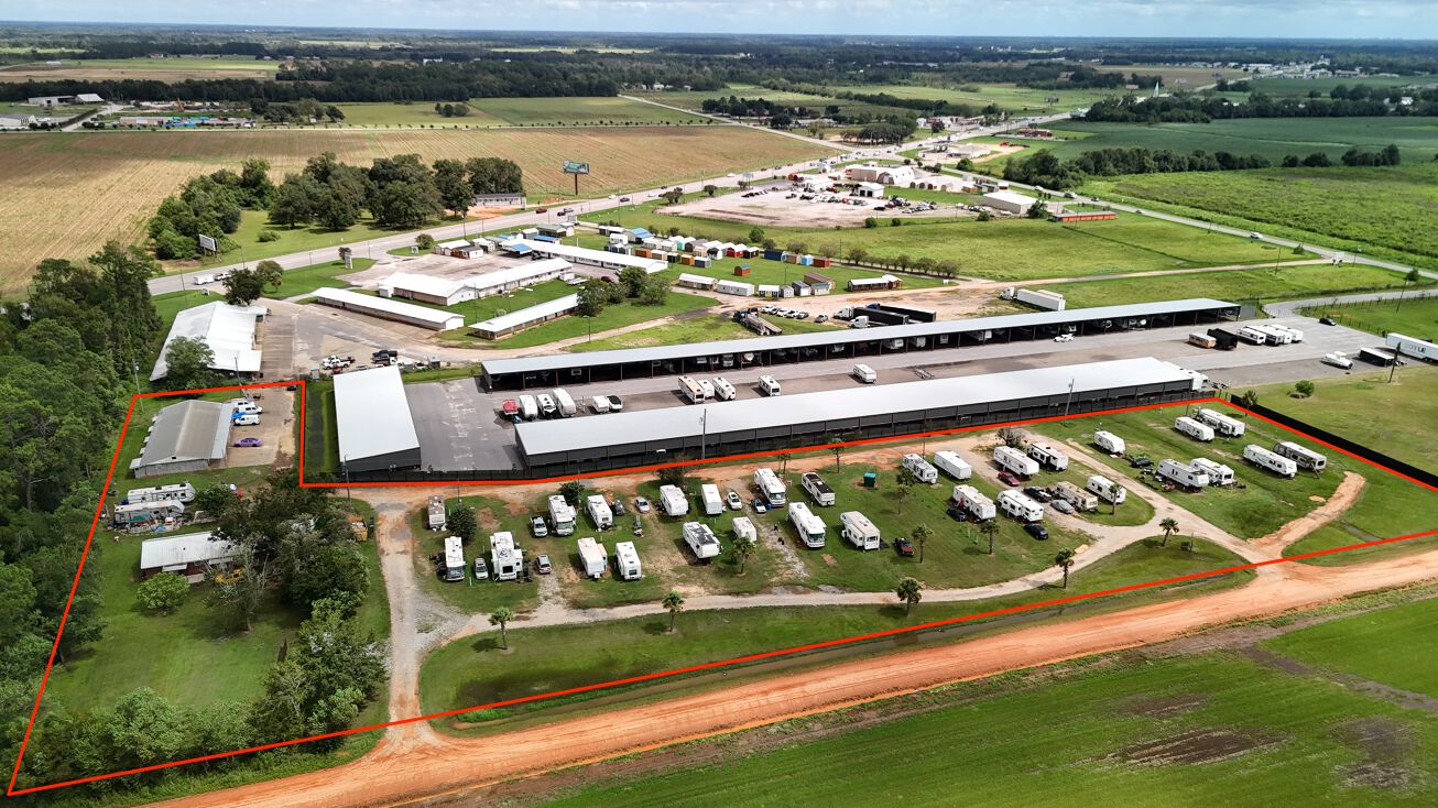 Pictures of Hospitality, Mixed Use, Mobile Home Park, Multifamily, Self Storage property located at 17134 Barnard Rd, Summerdale, AL 36580 for sales - image #1