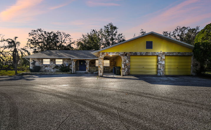 Pictures of Office property located at 10129 Little Rd, New Port Richey, FL 34654 for sales - image #1