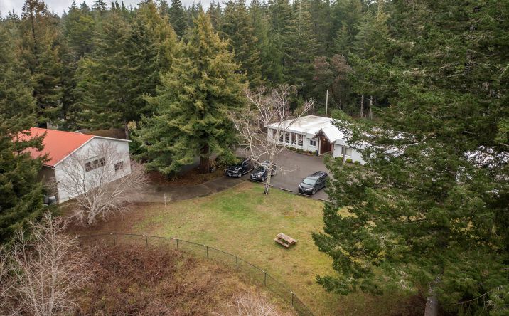 Pictures of Senior Living property located at 87326 McTimmons Ln, Bandon, OR 97411 for sales - image #1