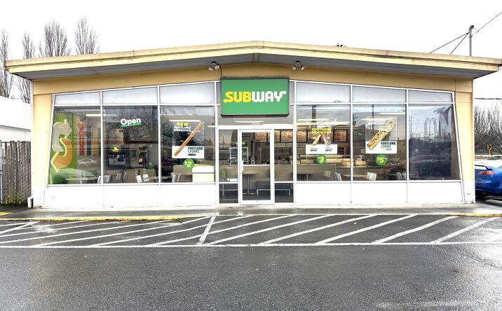 Pictures of Retail property located at 1920 King St, Bellingham, WA 98225 for sales - image #1