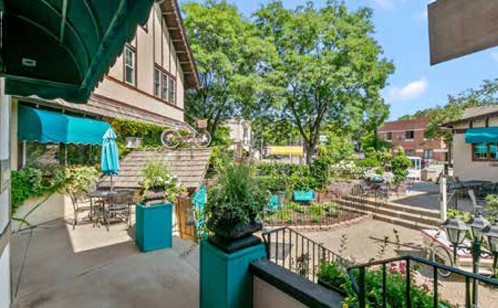 Pictures of Retail, Multifamily, Office, Mixed Use property located at 2262 Como Ave, Saint Paul, MN 55108 for sales - image #1