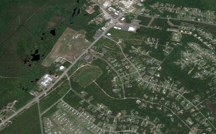 Pictures of Land property located at US Highway 17 & Headwaters Dr, Hampstead, NC 28443 for sales - image #1