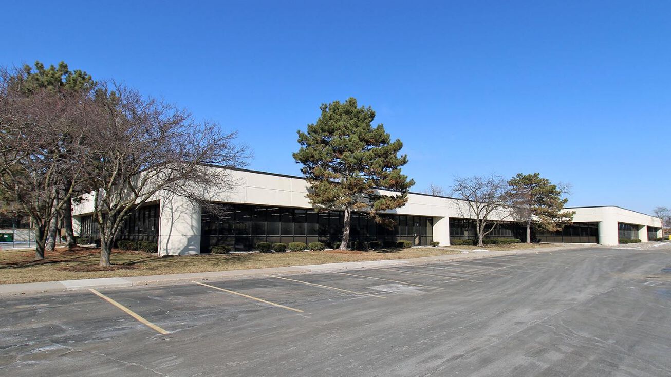 15011 S. Commerce Drive, Dearborn, MI 48120
