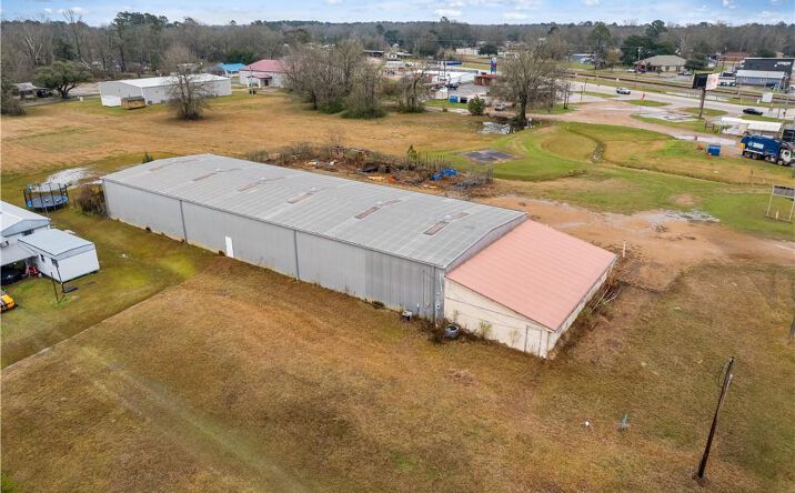 Pictures of Office, Industrial property located at 902 Martin Luther King Drive, Glenmora, LA 71433 for sales - image #1