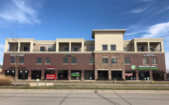 Pictures of Mixed Use, Office, Retail property located at 230 S 68th St, West Des Moines, IA 50266 for comps - image #1