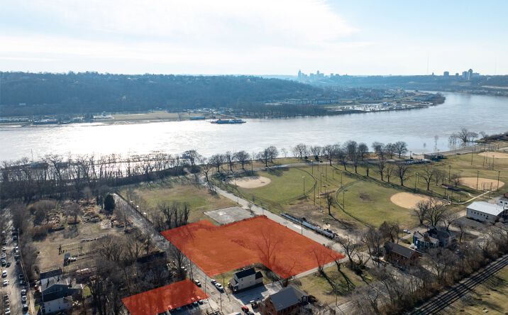 Pictures of Land property located at 254 Wenner St, Cincinnati, OH 45226 for sales - image #1