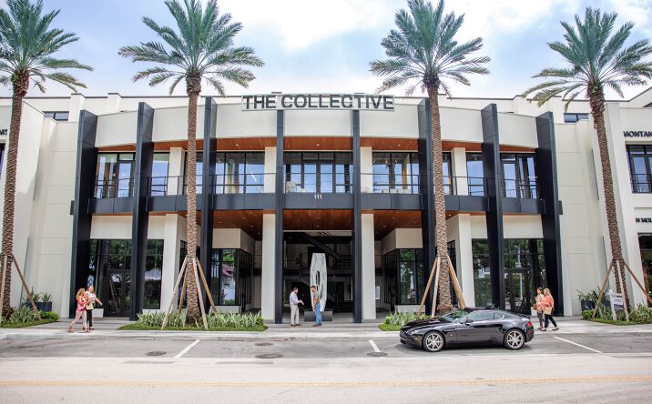 Pictures of Mixed Use, Retail property located at 111 10th St S, Naples, FL 34102 for sales - image #1