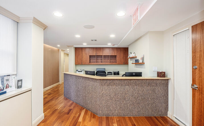 Pictures of Office property located at 115 E 61st Street, New York, NY 10065 for sales - image #1