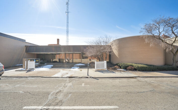 Pictures of Office property located at 512 Jefferson St, Waterloo, IA 50701 for sales - image #1