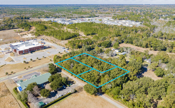 Pictures of Land property located at 5039 Demetropolis Rd, Mobile, AL 36619 for sales - image #1