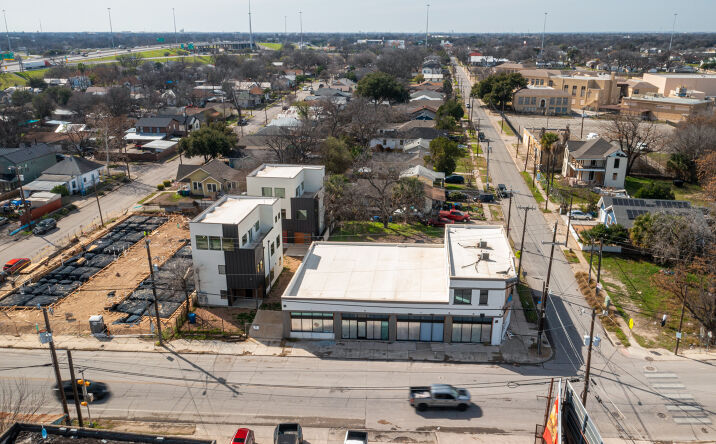 Pictures of Mixed Use, Office, Retail, Special Purpose property located at 2601 S Flores St, San Antonio, TX 78204 for sales - image #1