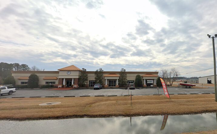 Pictures of Retail, Office, Mixed Use property located at 4525 US Highway 264 W, Washington, NC 27889 for sales - image #1