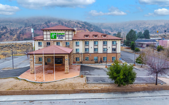Pictures of Hospitality property located at 612 Wainright Ct, Lebec, CA 93243 for sales - image #1