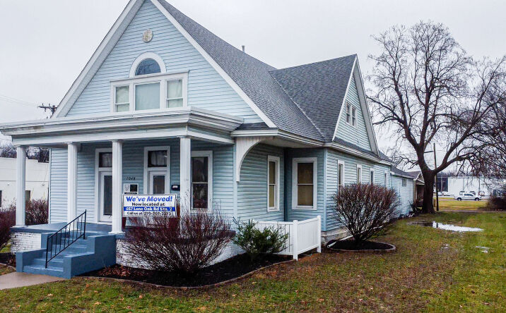 Pictures of Mixed Use, Office, Retail property located at 1049 Jefferson St, Paducah, KY 42001 for sales - image #1