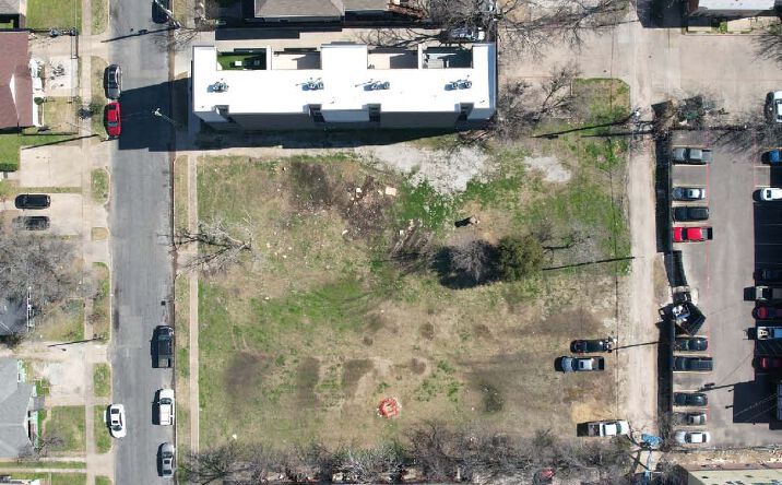 Pictures of Retail, Mixed Use property located at 710 & 716  W 9th St, Dallas, TX 75208 for sales - image #1