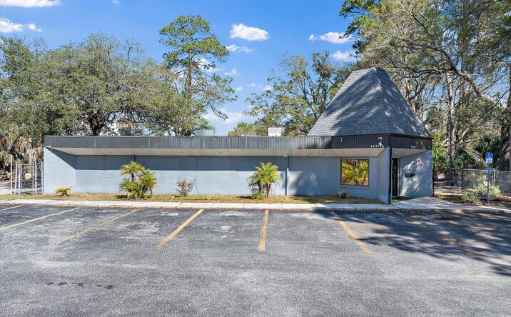Pictures of Retail, Mixed Use property located at 6043 Terry Rd, Jacksonville, FL 32216 for sales - image #1