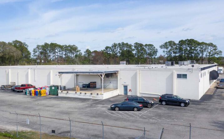 Pictures of Industrial property located at 5107 University Blvd W, Jacksonville, FL 32216 for sales - image #1