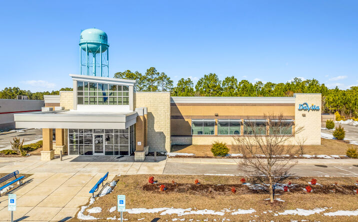 Pictures of Retail, Office property located at 22807 US-17, Hampstead, NC 28443 for comps - image #1