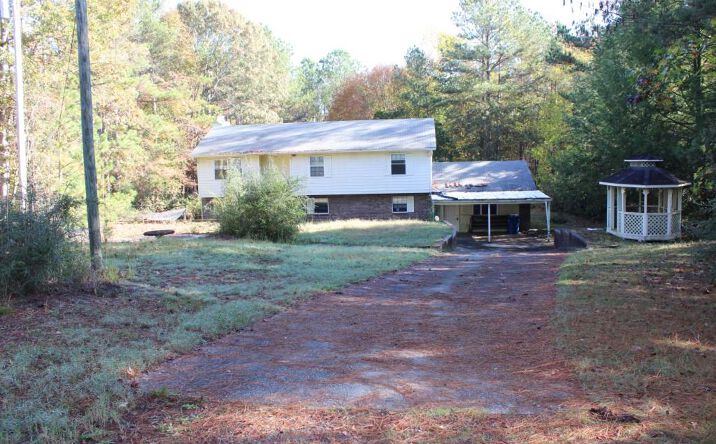 Pictures of Mixed Use property located at 1372 Auburn Road, Dacula, GA 30019 for sales - image #1