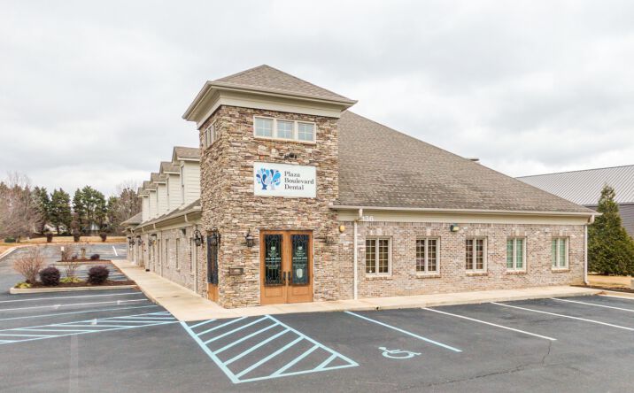 Pictures of Retail property located at 136 Plaza Blvd, Madison, AL 35758 for sales - image #1