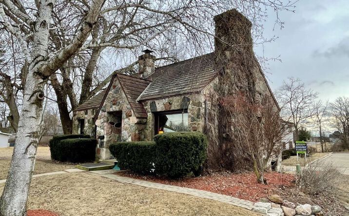 Pictures of Office, Mixed Use property located at 803 E Milwaukee St, Whitewater, WI 53190 for sales - image #1