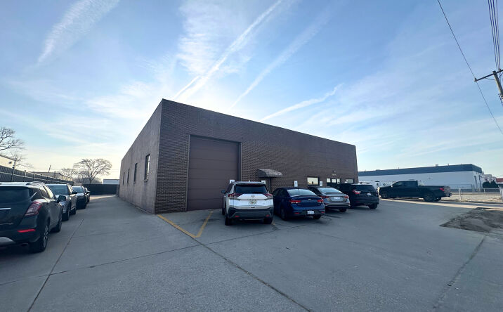 Pictures of Retail property located at 26674 Liberal St, Center Line, MI 48015 for sales - image #1