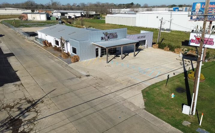 Pictures of Retail property located at 17497 Airline Hwy, Prairieville, LA 70769 for sales - image #1