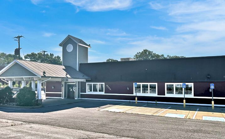 Pictures of Retail property located at 9838 Watson Rd, St. Louis, MO 63126 for sales - image #1