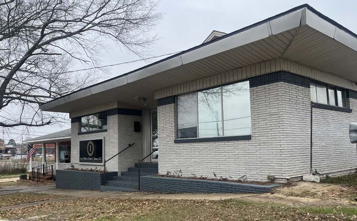 Pictures of Office property located at 203 S Vienna St, Ruston, LA 71270 for sales - image #1
