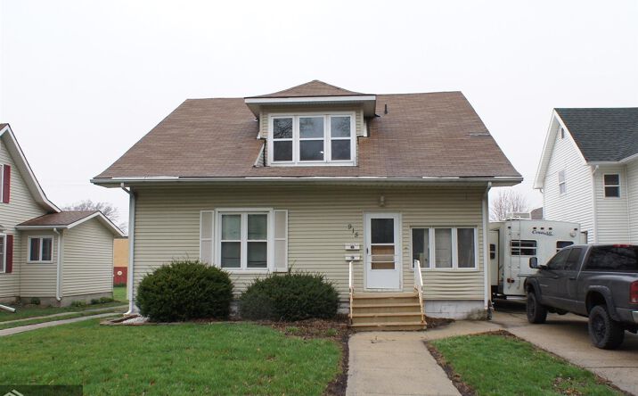 image of property at 915 1ST ST Webster City IA 50595-2001