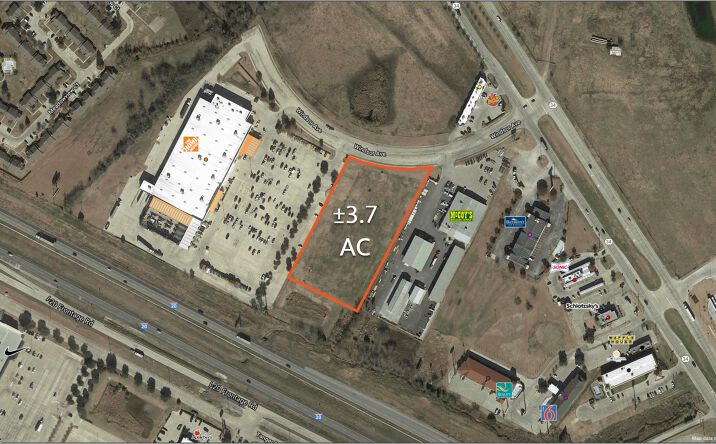 Pictures of Retail, Land property located at 151 Windsor Ave, Terrell, TX 75160 for sales - image #1