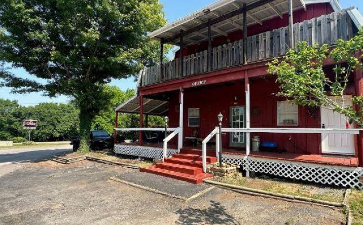 Pictures of Mobile Home Park property located at 72548 S 322 Way, Wagoner, OK 74467 for sales - image #1
