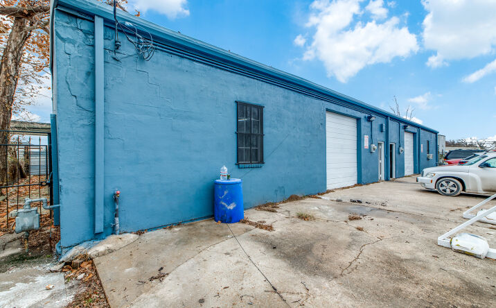 Pictures of Industrial, Mixed Use, Multifamily, Retail property located at 8019 Richards St, Houston, TX 77029 for sales - image #1