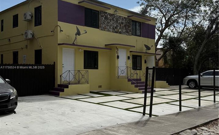 Pictures of Multifamily property located at 5501 NW Miami Ct, Miami, FL 33127 for sales - image #1