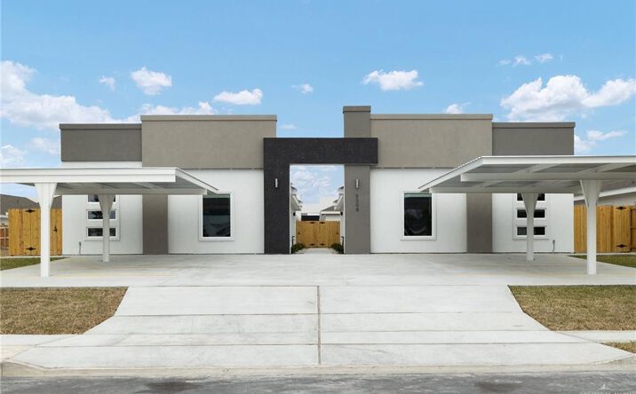 Pictures of Multifamily property located at 428 Acacia Street, Alamo, TX 78516 for sales - image #1