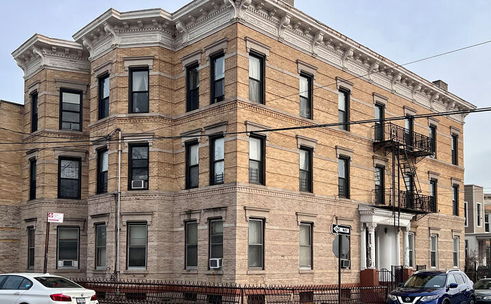 Pictures of Multifamily property located at 3 Essex St, Brooklyn, NY 11208 for sales - image #1