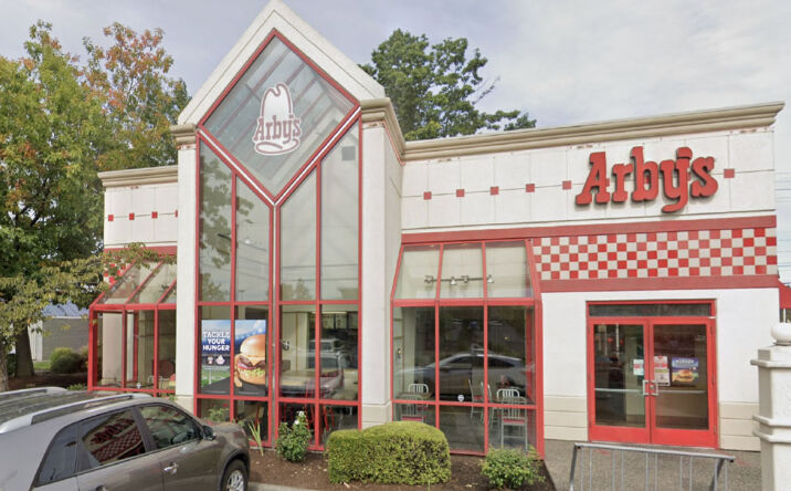 Pictures of Retail property located at 10071 SE Washington St, Portland, OR 97216 for sales - image #1