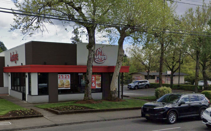 Pictures of Retail property located at 2820 SW Cedar Hills Blvd, Beaverton, OR 97005 for sales - image #1