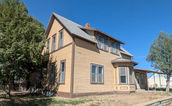 Pictures of Multifamily property located at 221 Cimarron Ave, La Junta, CO 81050 for sales - image #1